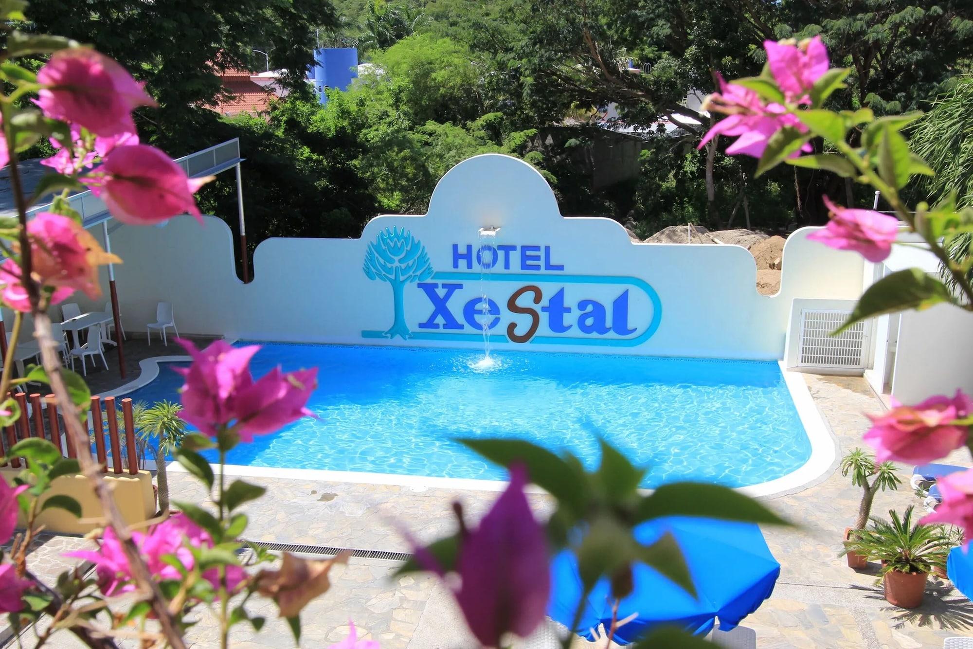 Hotel Xestal Санта Крус Уатулко Екстериор снимка